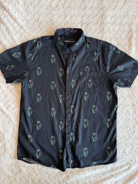 Men's Black Short-Sleeve Button-Down Shirt with Neon Palm Print